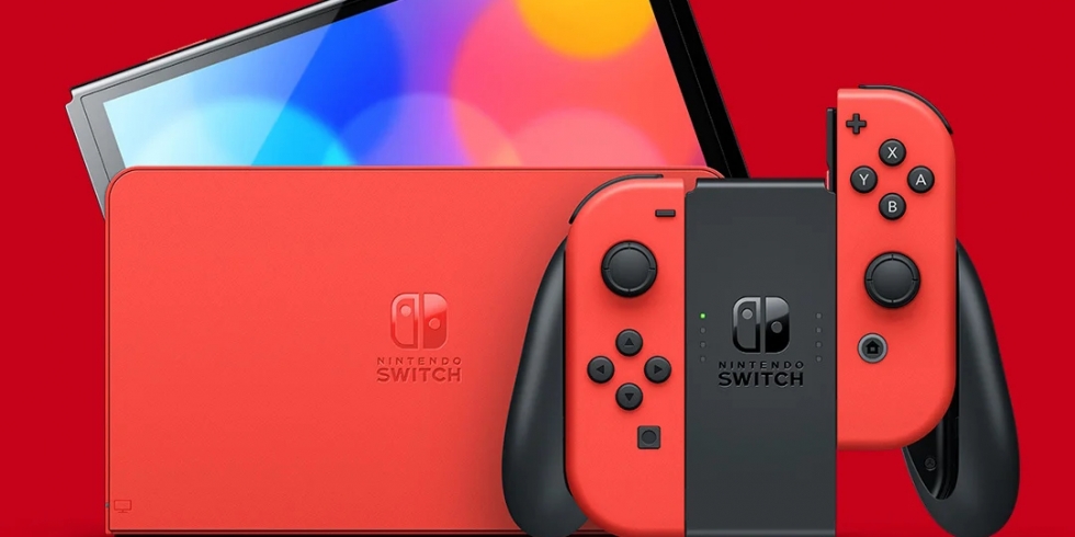 Mario Red Edition Nintendo Switch OLED ohjaimineen