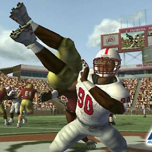 Ensimmäinen EA-Live -peli kultaan: NCAA Football 2005