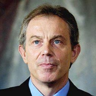 Tony Blair kommentoi kirkon ja Sonyn Resistance-kiistaa