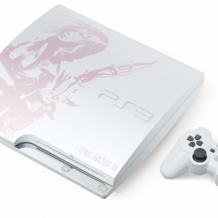 TGS 09: Japaniin valkea FFXIII-PS3 Slim 250 gigan kovalevyllä