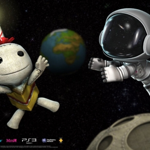 LittleBigPlanet juhlii vuosipäiväänsä kakkuasulla